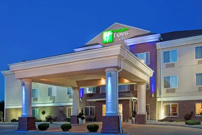 Photo 2 - Holiday Inn Express Hotel & Suites Dickinson by IHG