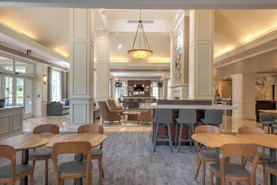 Photo 2 - Courtyard by Marriott Chapel Hill