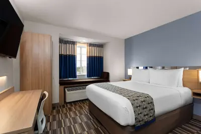 Photo 5 - Microtel Inn & Suites by Wyndham Zephyrhills