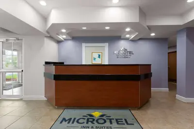 Photo 3 - Microtel Inn & Suites by Wyndham Zephyrhills
