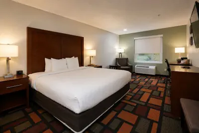 Photo 2 - Quality Inn & Suites Malvern
