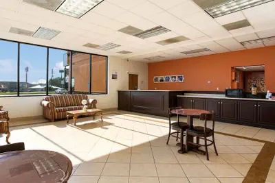 Photo 3 - Motel 6 Clarksville, TN