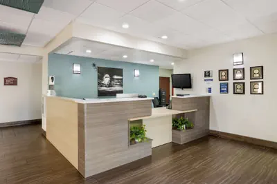 Photo 3 - Best Western Plus Springfield Airport Inn