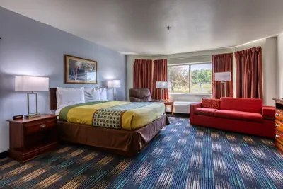 Photo 4 - All Towne Suites