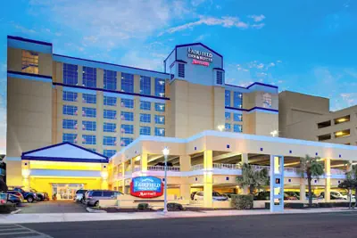 Photo 2 - Fairfield Inn & Suites by Marriott Virginia Beach Oceanfront