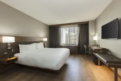 Photo 5 - AC Hotels by Marriott Chicago Downtown