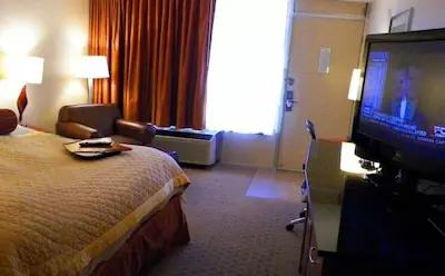 Photo 2 - Norfolk Country Inn & Suites