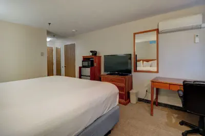 Photo 3 - Anchorage Inns And Suites