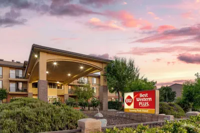 Photo 2 - Best Western Plus Country Park Hotel