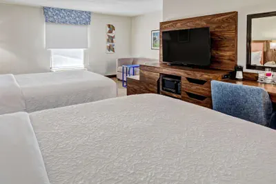 Photo 5 - Hampton Inn Van Buren