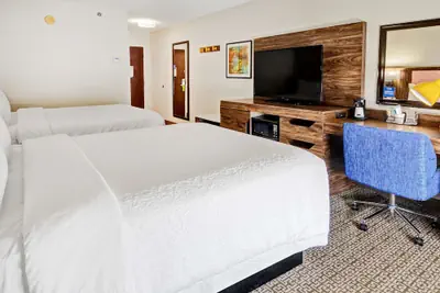 Photo 3 - Hampton Inn Van Buren