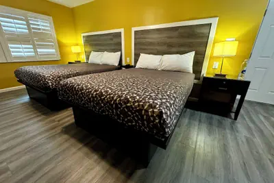 Photo 4 - Carmel Wayfarer Inn
