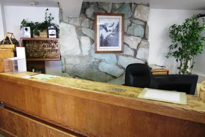 Photo 4 - Yellowstone Country Inn