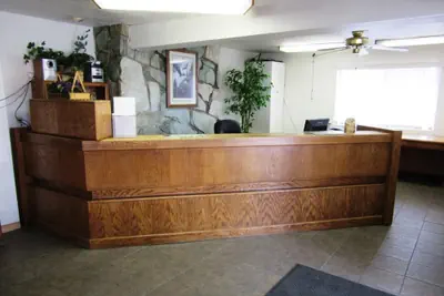 Photo 5 - Yellowstone Country Inn
