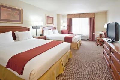 Photo 3 - Holiday Inn Express & Suites Cedar City by IHG