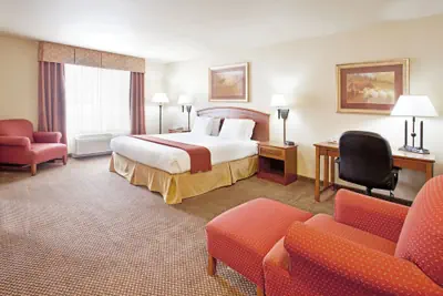 Photo 4 - Holiday Inn Express & Suites Cedar City by IHG