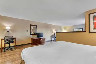 Photo 5 - Extended Stay America Suites Sacramento West Sacramento