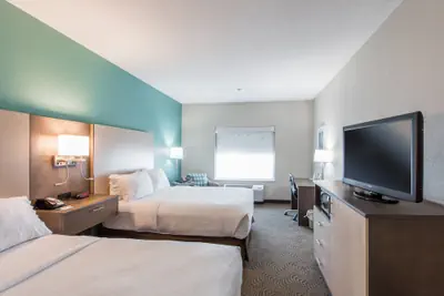 Photo 4 - Holiday Inn & Suites Lake City by IHG