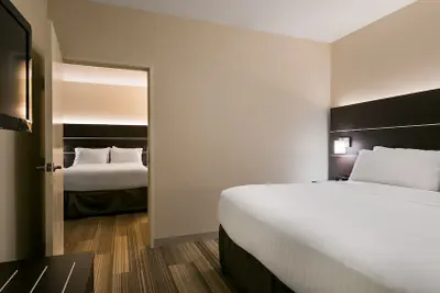 Photo 5 - Holiday Inn Express & Suites Everett by IHG