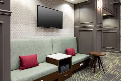 Photo 2 - Hampton Inn & Suites Texarkana