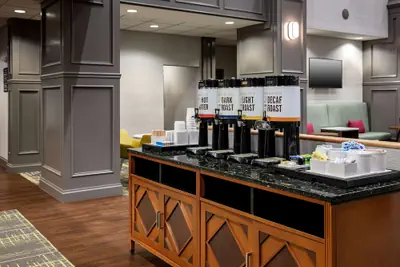 Photo 3 - Hampton Inn & Suites Texarkana