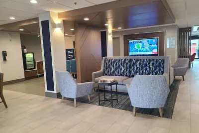 Photo 4 - Holiday Inn Express & Suites Ft. Lauderdale N - Exec Airport by IHG