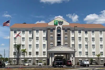 Photo 2 - Holiday Inn Express Hotel & Suites Orlando South-Davenport by IHG