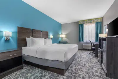 Photo 5 - Best Western Executive Inn
