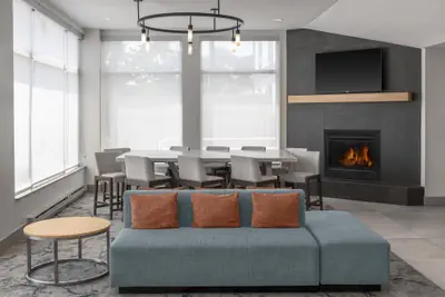 Photo 4 - Hilton Garden Inn Queens/JFK Airport