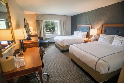 Photo 2 - Fort William Henry Hotel and Conference Center