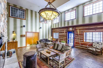 Photo 3 - Stoney Creek Hotel Peoria