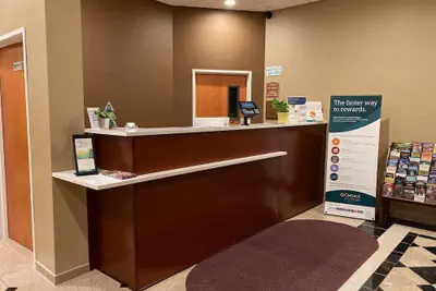 Photo 4 - Quality Inn Hackettstown - Long Valley