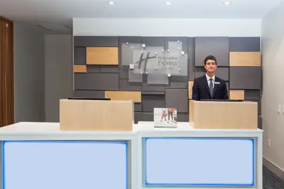Photo 4 - Holiday Inn Express Hotel & Suites Ft Lauderdale Airport/Cru by IHG