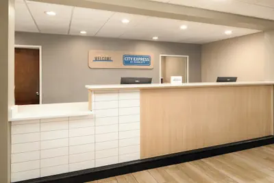 Photo 4 - City Express by Marriott Danville