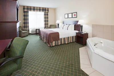 Photo 4 - Holiday Inn & Conference Center Marshfield by IHG