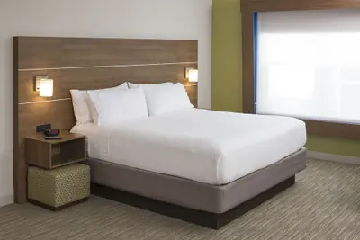 Photo 4 - Holiday Inn Express Hotel & Suites White River Junction by IHG