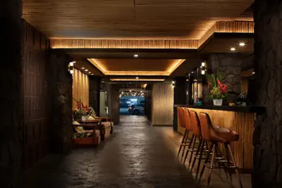 Photo 2 - White Sands Hotel