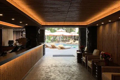 Photo 3 - White Sands Hotel