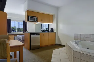 Photo 4 - Microtel Inn & Suites by Wyndham Plattsburgh