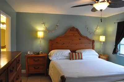 Photo 5 - Lido Islander Inn