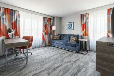 Photo 5 - Hampton Inn & Suites Tampa/Ybor City/Downtown