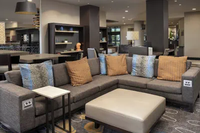 Photo 3 - Courtyard by Marriott Tacoma Downtown