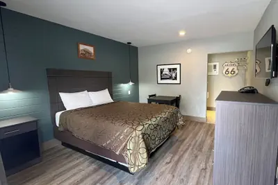 Photo 2 - Mountain View Inn