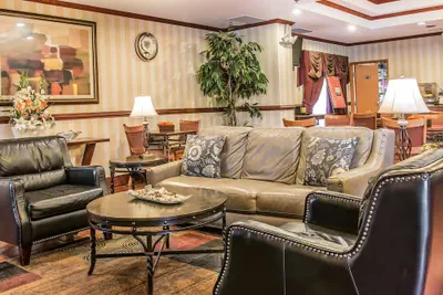 Photo 3 - Quality Inn & Suites Ann Arbor Hwy 23