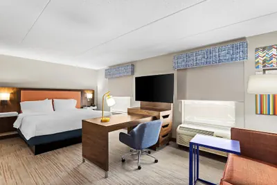 Photo 5 - Hampton Inn & Suites Bolingbrook