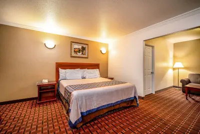 Photo 5 - Regency Inn & Suites