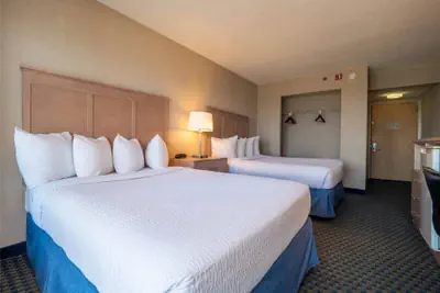 Photo 3 - Atlantic Sands Hotel & Conference Center