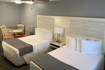 Photo 2 - Francis Scott Key Family Resort