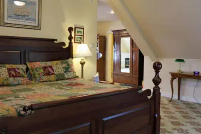 Photo 5 - Kearsarge Inn
