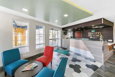 Photo 3 - Quality Inn & Suites Sacramento Downtown Area